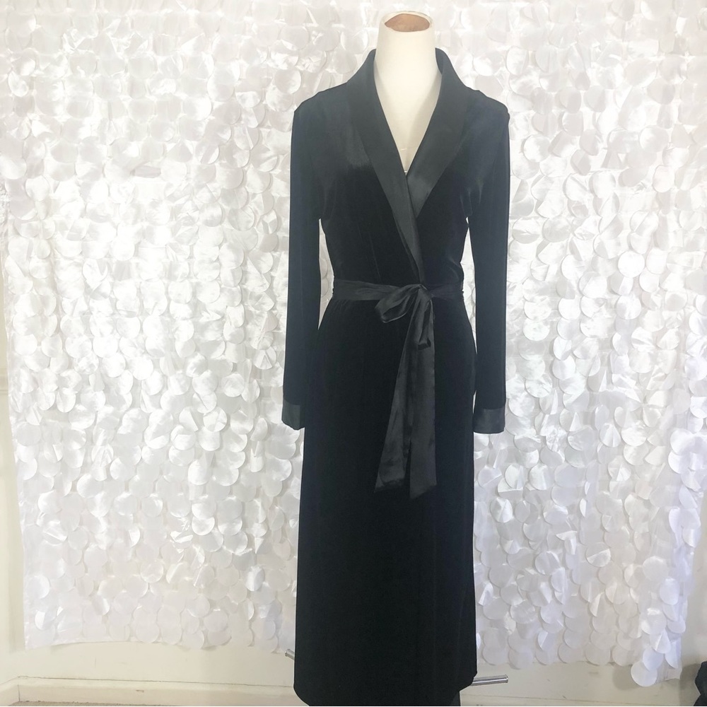 Black Velvet Long Robe with Satin Trim and Belt - Picture 2 of 9